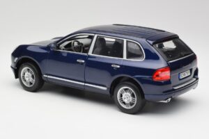 Porsche Cayenne S 9PA Dark Sea Blu Metallizzato Maisto 1:18 31635 Pressofusione — immagine 7 di 8