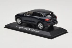 Porsche Cayenne 958 S Diesel Blue Metallic Minichamps 1:43 WAP0200080E Pressofusione — immagine 3 di 4