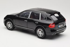 Porsche Cayenne Turbo 957 Nero Norev 1:18 WAP02112317 Pressofusione — immagine 7 di 8