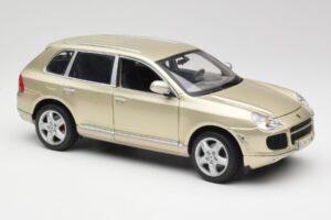 Porsche Cayenne Turbo 955 Beige Maisto 1:18 WAP02100113 Pressofusione — immagine 6 di 8