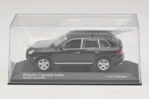 Porsche Cayenne 955 Turbo Black Metallic Minichamps 1:43 400061080 Pressofusione — immagine 4 di 5