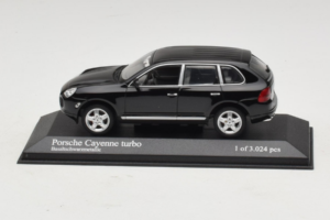 Porsche Cayenne 955 Turbo Black Metallic Minichamps 1:43 400061080 Pressofusione