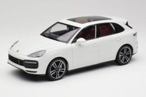 Porsche Cayenne 9YA Turbo Bianco Metallic Minichamps 1:18 155042560 Pressofusione