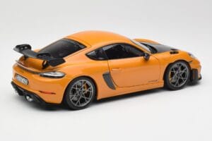 Porsche Cayman GT4 RS 982 Weissach Package Bahama Yellow Norev 1:18 187252 Pressofusione — immagine 3 di 8