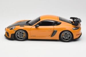 Porsche Cayman GT4 RS 982 Weissach Package Bahama Yellow Norev 1:18 187252 Pressofusione — immagine 4 di 8