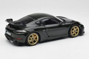 Porsche Cayman GT4 RS 982 Weissach Package Brewster Green Norev 1:18 187250 Pressofusione — immagine 3 di 8
