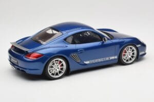 Porsche Cayman R 987.2 Aqua Blue Metallic GT Spirit 1:18 GT901 Resina — immagine 2 di 6