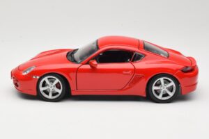 Porsche Cayman S 987.2 Rosso Maisto 1:18 31122 Pressofusione — immagine 4 di 8