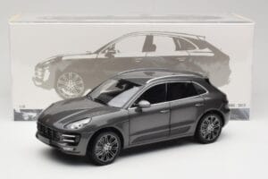 Porsche Macan Turbo 95B Grey Metallic Minichamps 1:18 110062501 Pressofusione — immagine 8 di 8