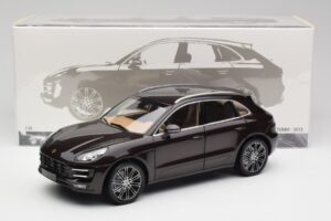 Porsche Macan 95B Turbo Mogano Metallizzato Minichamps 1:18 110062500 Pressofusione — immagine 8 di 8