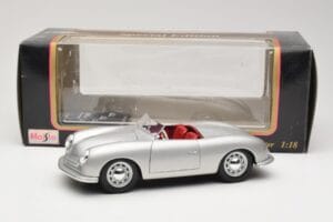 Porsche No. 1 Typ 356 Roadster Argento Maisto 1:18 50324 Pressofusione — immagine 8 di 8