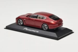 Porsche Panamera 970 Red Metallic Minichamps 1:43 WAP0200119 Pressofusione — immagine 3 di 4
