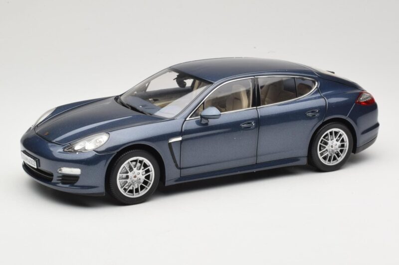 Porsche Panamera 970 S Blu Minichamps 1:18 WAP02100119 Pressofusione