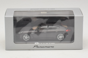 Porsche Panamera 970 Black Metallic Minichamps 1:43 WAP0203900E Pressofusione — immagine 5 di 5