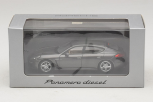 Porsche Panamera 970 Diesel Grey Metallic Minichamps 1:43 WAP0202300E Pressofusione — immagine 4 di 4