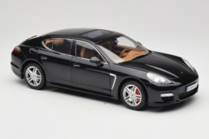 Porsche Panamera 970 Turbo Basalt Black Norev 1:18 WAP02100319 Pressofusione — immagine 6 di 8