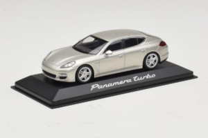 Porsche Panamera 970 Turbo Argento Minichamps 1:43 WAP02000519 Pressofusione — immagine 2 di 5