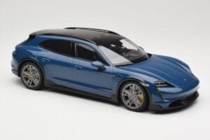 Porsche Taycan J1 Turbo S Cross Turismo Blu Minichamps 1:18 155069301 Pressofusione — immagine 4 di 6