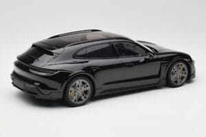 Porsche Taycan J1 Turbo S Cross Turismo Nero Minichamps 1:18 155069300 Pressofusione — immagine 2 di 6