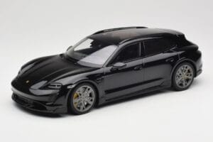 Porsche Taycan J1 Turbo S Cross Turismo Nero Minichamps 1:18 155069300 Pressofusione
