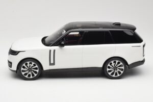 Land Rover Range Rover L460 P530 Autobiography Fuji White GT Spirit 1:18 GT533 Resina — immagine 3 di 6