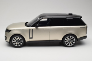 Range Rover L460 P530 Autobiography Sunset Gold GT Spirit 1:12 GT542 Resina — immagine 3 di 6