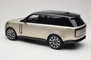 Range Rover L460 P530 Autobiography Sunset Gold GT Spirit 1:12 GT542 Resina — immagine 5 di 6
