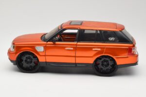 Range Rover Sport L320 Arancione Maisto 1:18 31081 Pressofusione — immagine 4 di 8