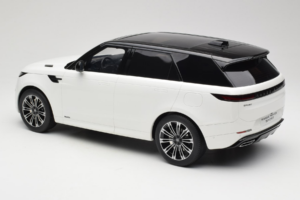 Range Rover Sport L461 P510e Fuji White GT Spirit 1:12 GT553 Resina — immagine 5 di 6