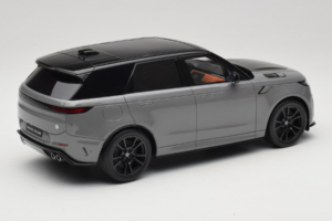 Range Rover Sport SV Edition Two Marl Grey Gloss GT Spirit 1:18 GT539 Resina — immagine 2 di 6