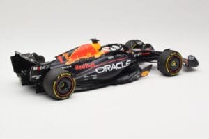 Red Bull Racing RB19 #1 M. Verstappen Winner Monaco GP 2023 Minichamps 1:18 110230701 Pressofusione — immagine 2 di 6