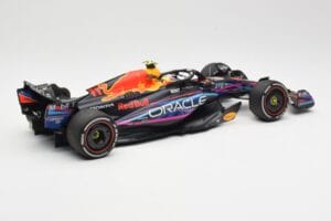 Red Bull Racing RB19 #11 S. Perez 2nd Place Miami GP 2023 Minichamps 1:18 110230511 Pressofusione — immagine 2 di 6