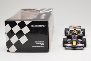 Red Bull RB1 Cosworth #15 C. Klien Red Bull Racing Showcar 2005 Minichamps 1:18 100050085 Pressofusione — immagine 7 di 7