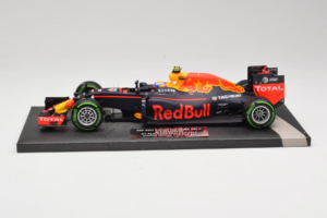 Red Bull RB12 Tag Heuer #33 M. Verstappen Red Bull Racing Showcar 2016 Minichamps 1:18 117161233 Resina