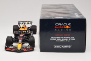 Red Bull RB19 #11 S. Perez Oracle Red Bull Racing Saudi Arabian Grand Prix Winner 2023 Minichamps 1:18 110230111 Resina — immagine 6 di 6