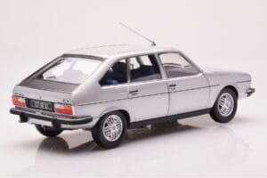 Renault 30 TX Argento Norev 1:18 185272 Pressofusione — immagine 3 di 8