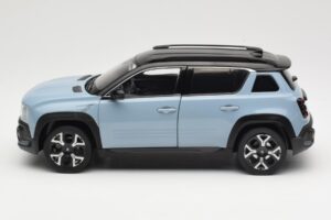 Renault 4 E-Tech Electric Cloud Blue Norev 1:18 185521 Pressofusione — immagine 4 di 8