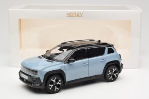 Renault 4 E-Tech Electric Cloud Blue Norev 1:18 185521 Pressofusione — immagine 8 di 8