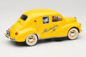 Renault 4CV Michelin Yellow Solido 1:18 82002 Pressofusione — immagine 2 di 6