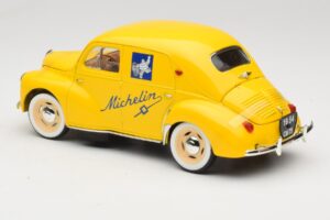 Renault 4CV Michelin Yellow Solido 1:18 82002 Pressofusione — immagine 5 di 6