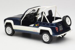 Renault 4L JP4 Blu Otto 1:18 OT212 Resina — immagine 5 di 6