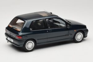 Renault Clio Baccara 1.8 Abyss Green Otto 1:18 OT1157 Resina — immagine 2 di 6