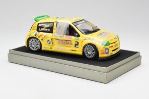 Renault Clio Sport #2 E. Rangoni Renault Clio Trophy Winner 2000 Universal Hobbies 1:18 7711218616 Pressofusione — immagine 4 di 6