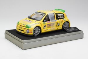 Renault Clio Sport #2 E. Rangoni Renault Clio Trophy Winner 2000 Universal Hobbies 1:18 7711218616 Pressofusione