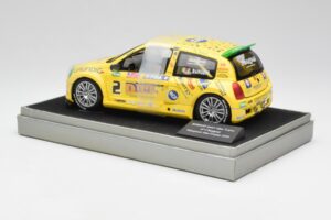 Renault Clio Sport #2 E. Rangoni Renault Clio Trophy Winner 2000 Universal Hobbies 1:18 7711218616 Pressofusione — immagine 5 di 6