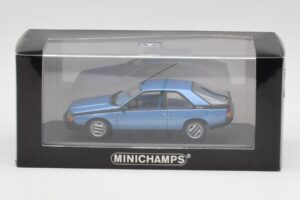 Renault Fuego Blu Metallizzato Minichamps 1:43 400113520 Pressofusione — immagine 4 di 4