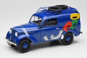 Renault Juvaquatre Michelin Blue Solido 1:18 82008 Pressofusione