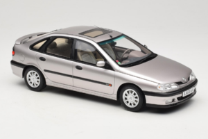 Renault Laguna V6 3.0 Baccara Opal Grey Otto 1:18 OT1185 Resina — immagine 4 di 6