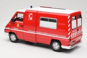 Renault Master T30 VSAB Vigili del Fuoco Rosso Otto 1:18 OT1107 Resina — immagine 5 di 6