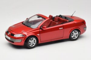 Renault Megane Mk1 CC Rosso Solido 1:18 8152 Pressofusione